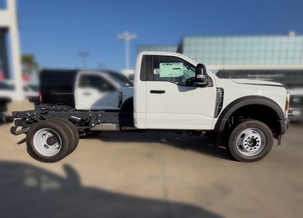 New 2024 Ford F550 4x4 Regular Cab Super Duty w/ XLT Value Package image 5