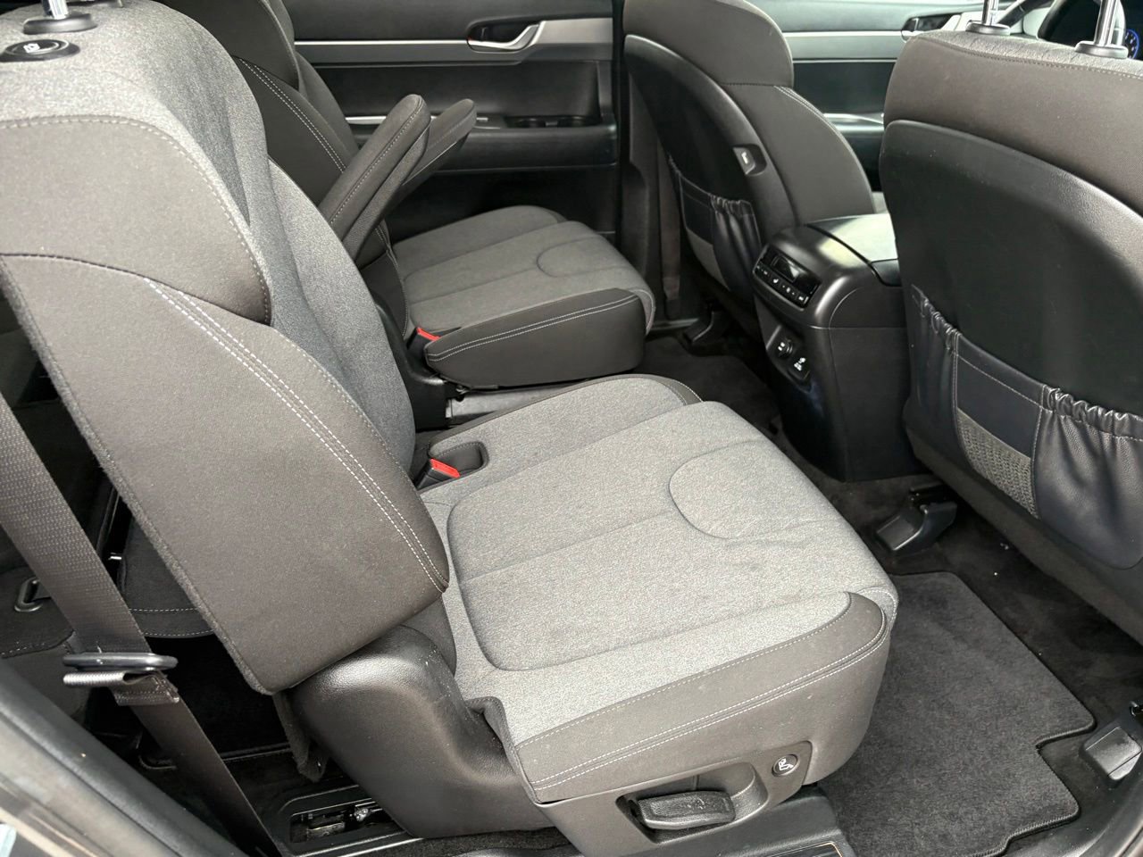 Used 2020 Hyundai Palisade SEL w/ Convenience Package FWD image 33