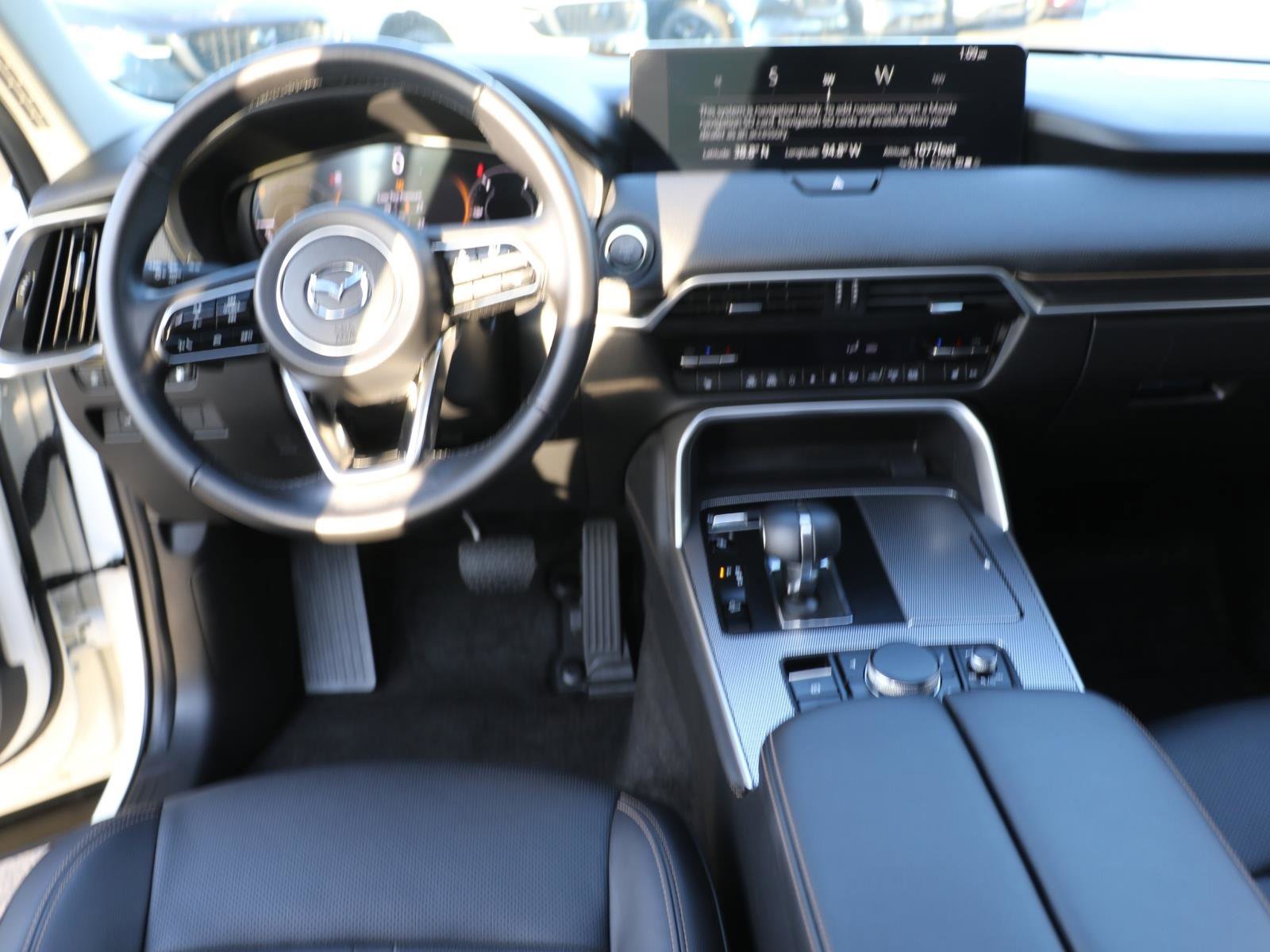 Certified 2025 MAZDA CX-90 Plug-In Hybrid w/ Preferred AWD/4WD image 12