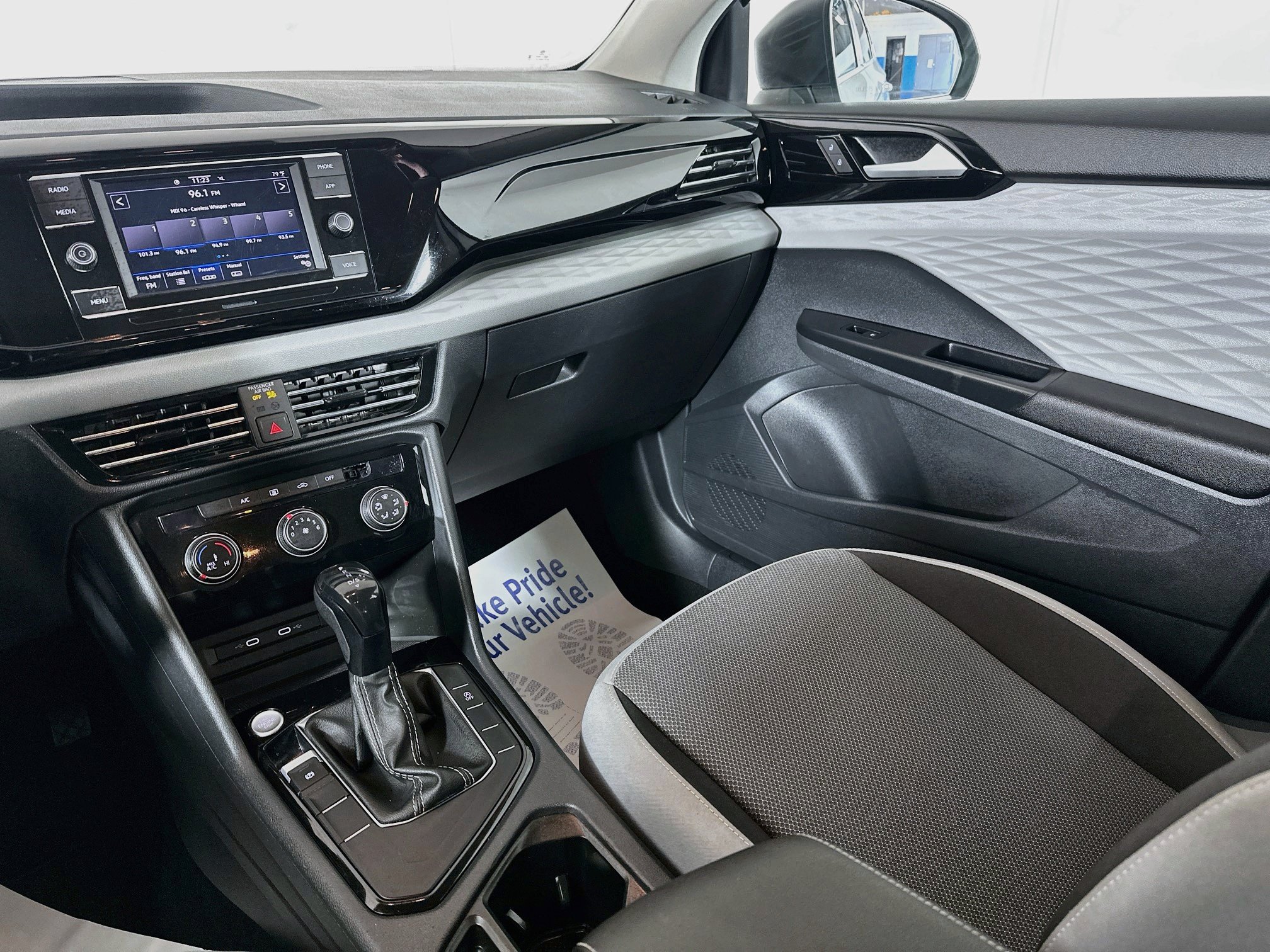 Certified 2023 Volkswagen Taos S FWD image 21
