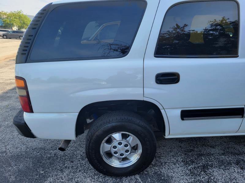 Used 2000 Chevrolet Tahoe LS w/ LS Preferred Equipment Group AWD/4WD image 25