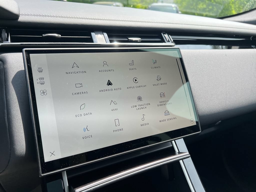New 2026 Land Rover Range Rover Velar Belgravia AWD/4WD image 16