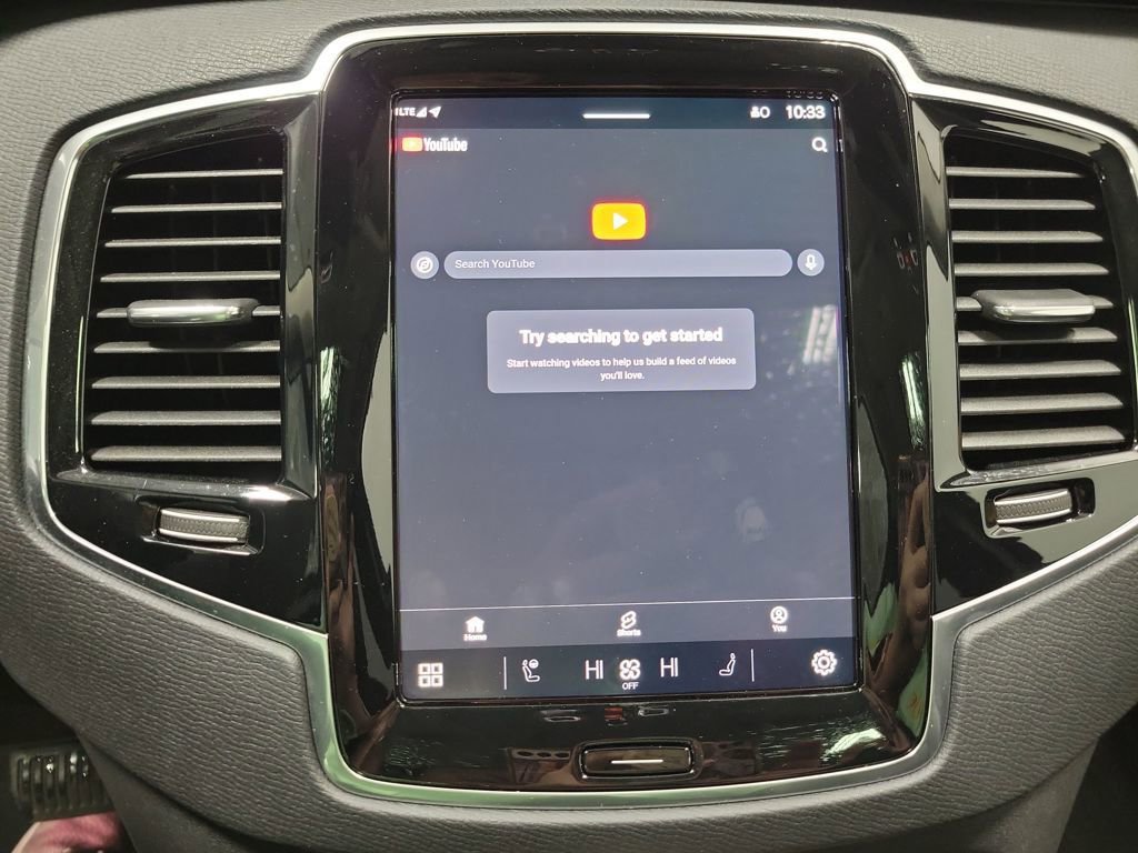 Used 2025 Volvo XC90 B5 Plus w/ Protection Package Premier image 9