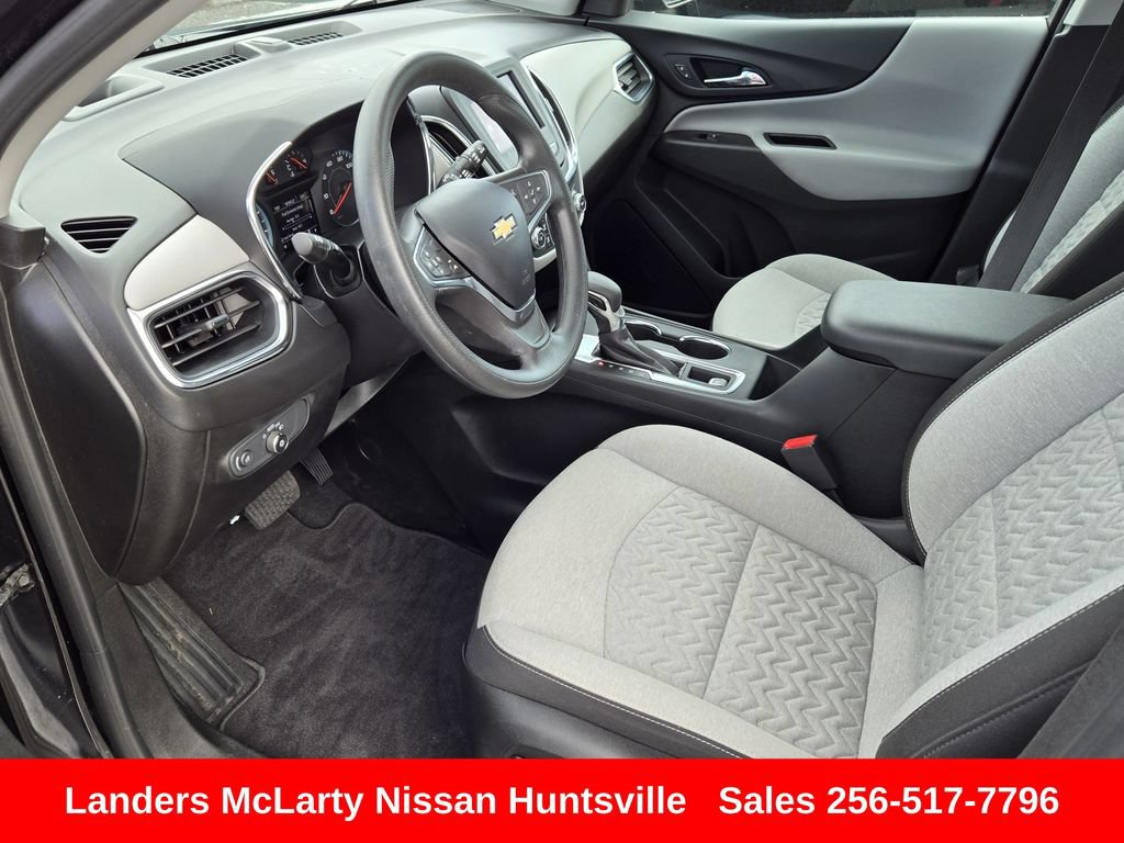 Used 2022 Chevrolet Equinox LS AWD/4WD image 17
