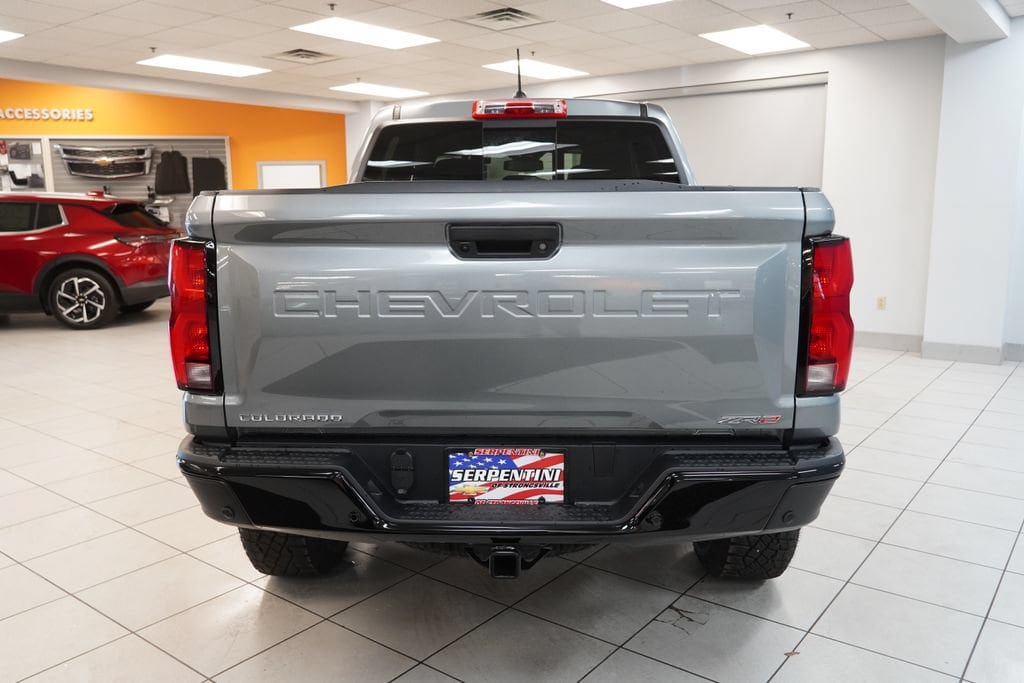 New 2026 Chevrolet Colorado ZR2 w/ Technology Package AWD/4WD image 8