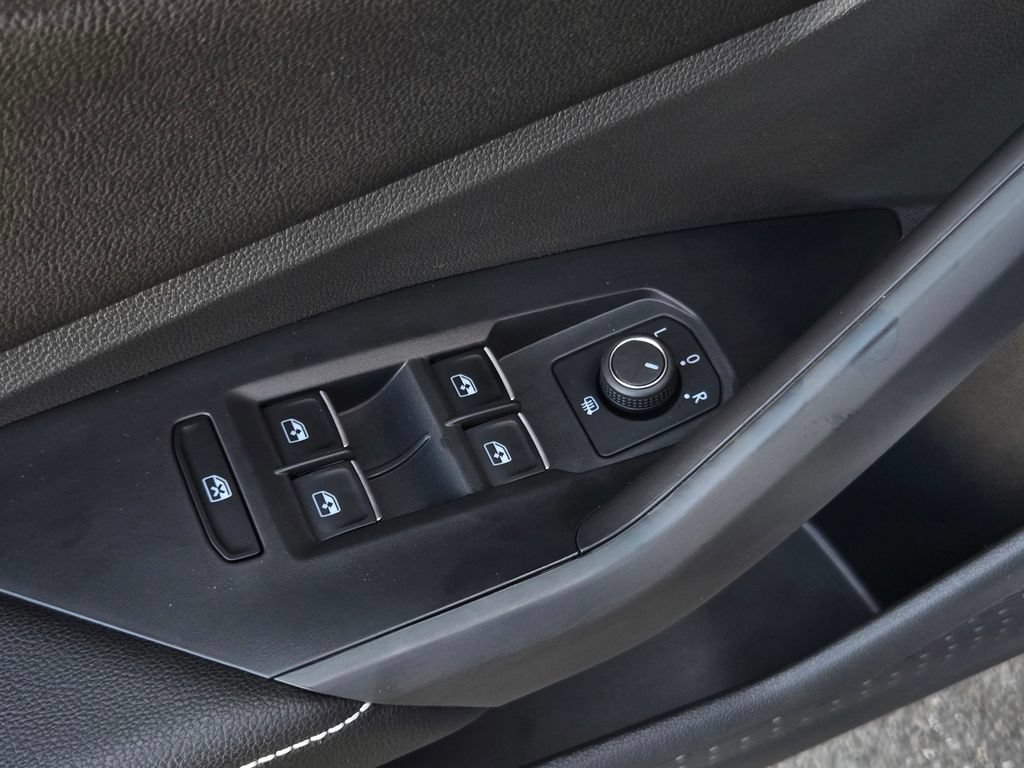 Used 2025 Volkswagen Jetta S FWD image 12