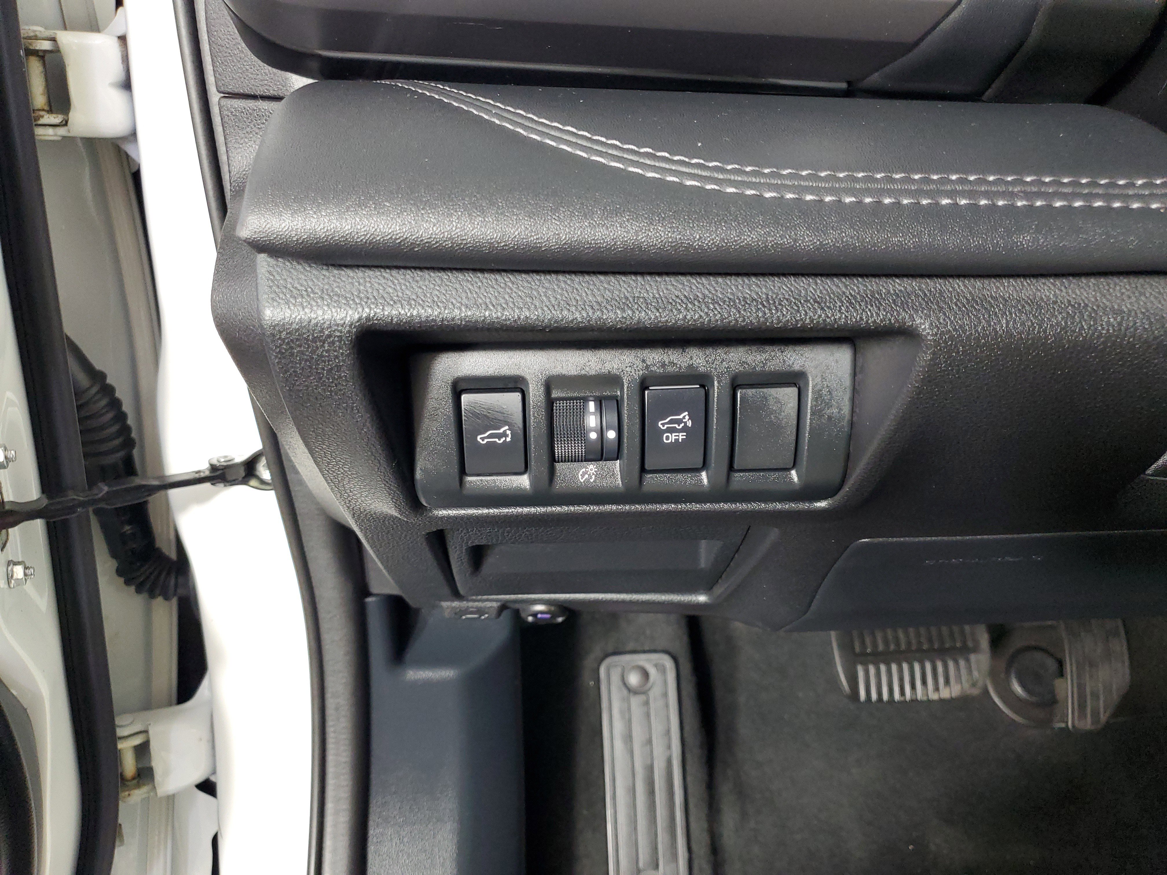 Used 2023 Subaru Outback Limited AWD/4WD image 27