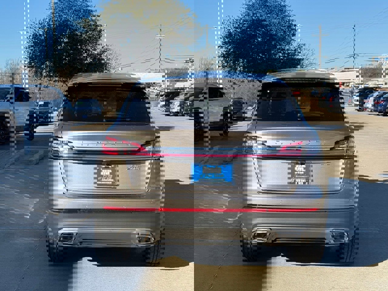 Used 2019 Lincoln Nautilus Select image 4