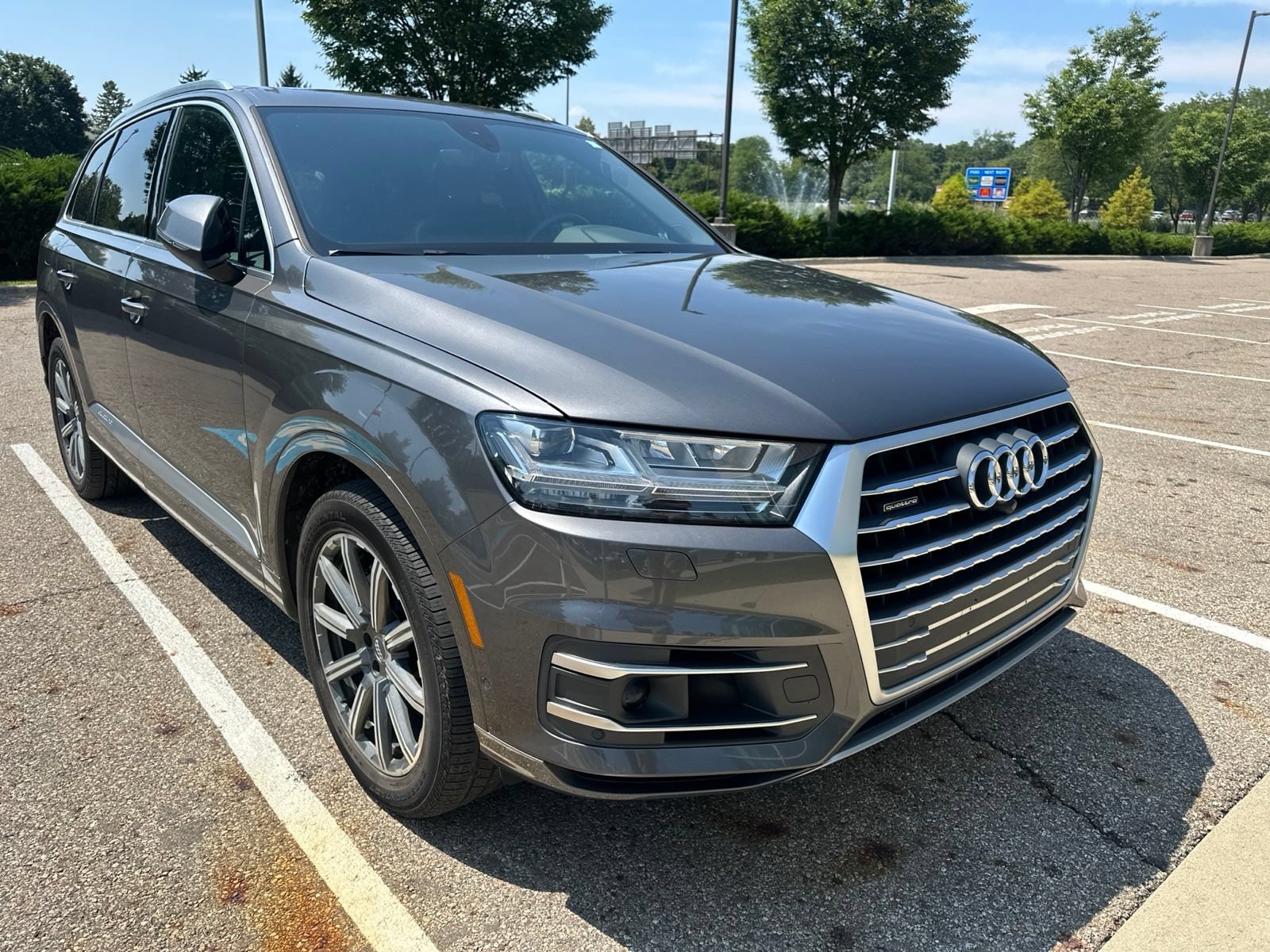 Used 2019 Audi Q7 3.0T Premium Plus w/ Premium Plus Package AWD/4WD image 8