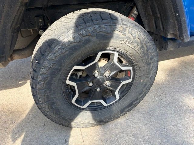 Used 2022 Jeep Gladiator Rubicon w/ LED Lighting Group AWD/4WD image 14