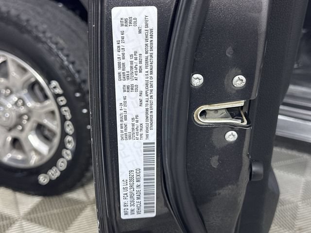 Used 2024 RAM 2500 Laramie AWD/4WD image 35