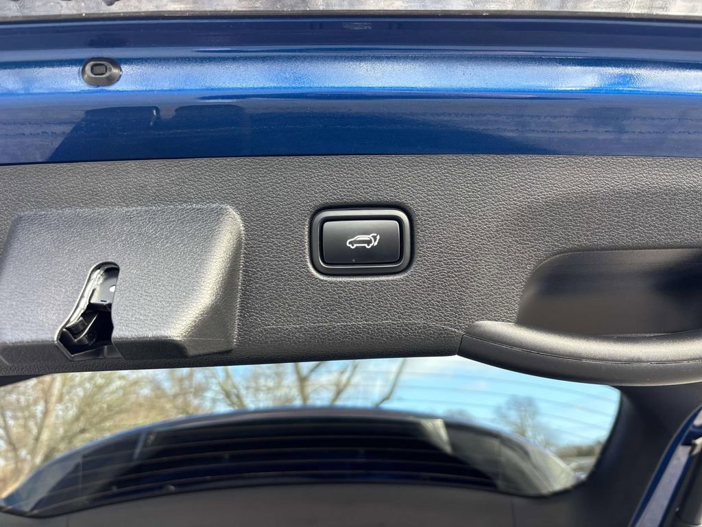 Used 2023 Kia Sportage SX image 12