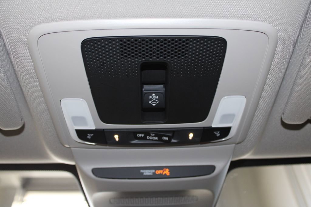 Certified 2025 Honda HR-V EX-L image 37