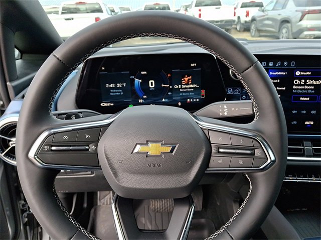 New 2026 Chevrolet Equinox EV LT image 14