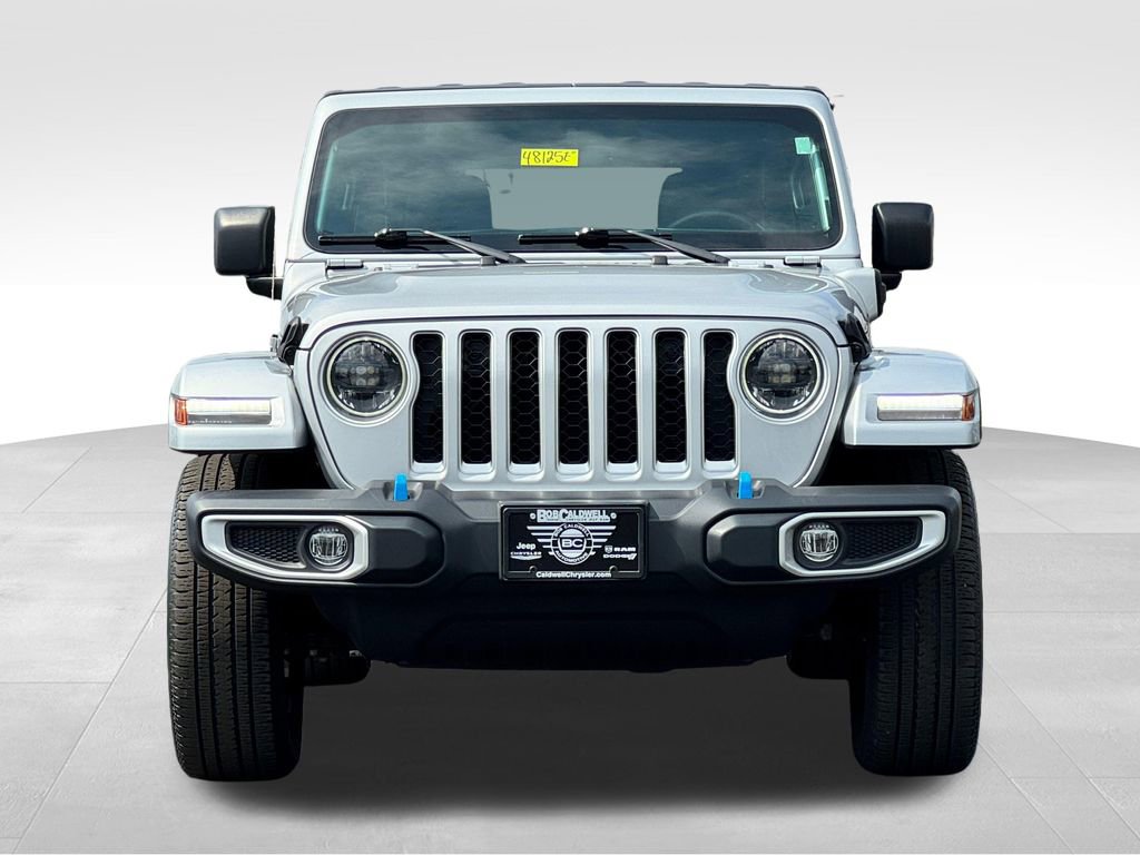 Used 2023 Jeep Wrangler Unlimited Sahara w/ Cold Weather Group AWD/4WD image 2