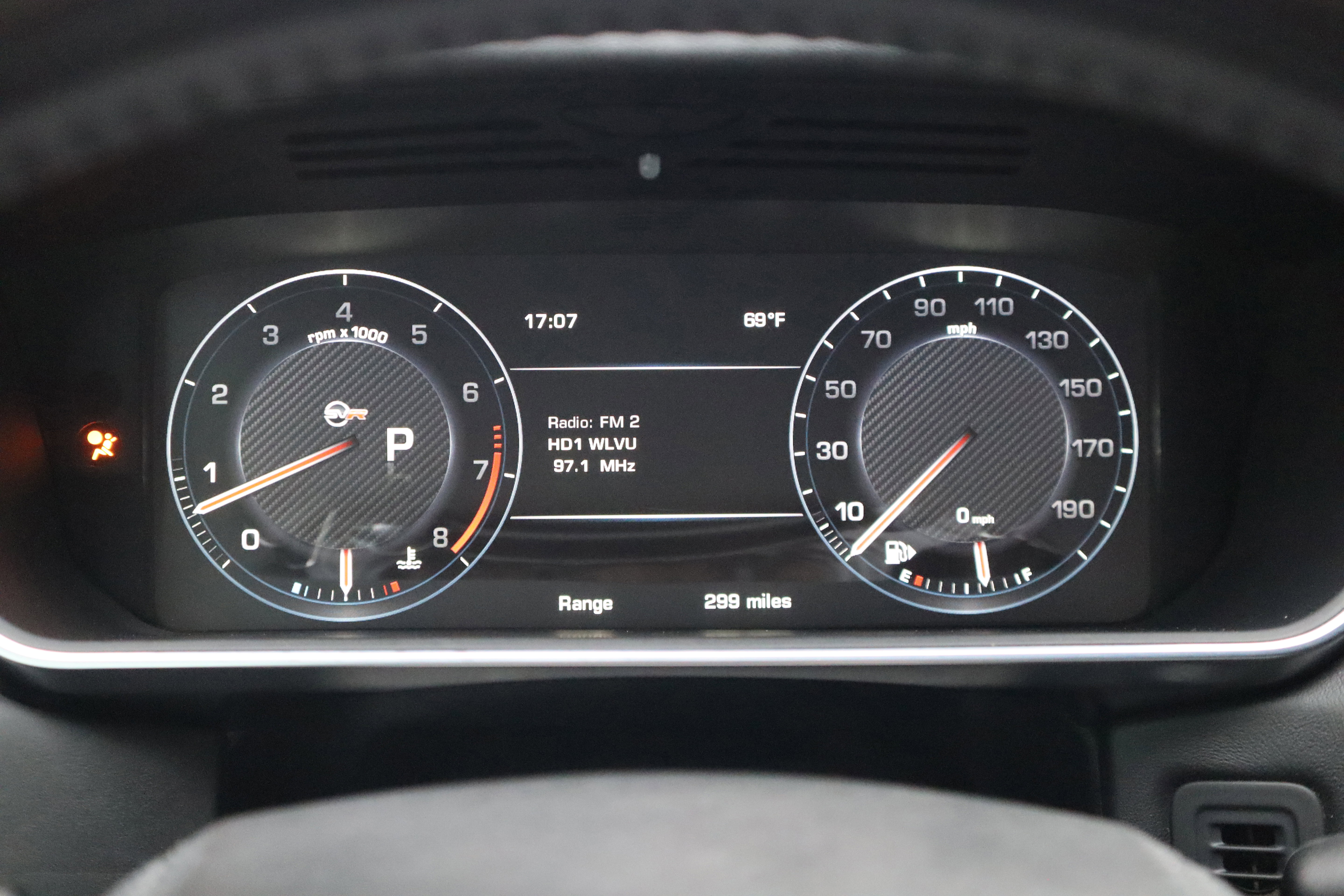 Used 2016 Land Rover Range Rover Sport SVR image 17