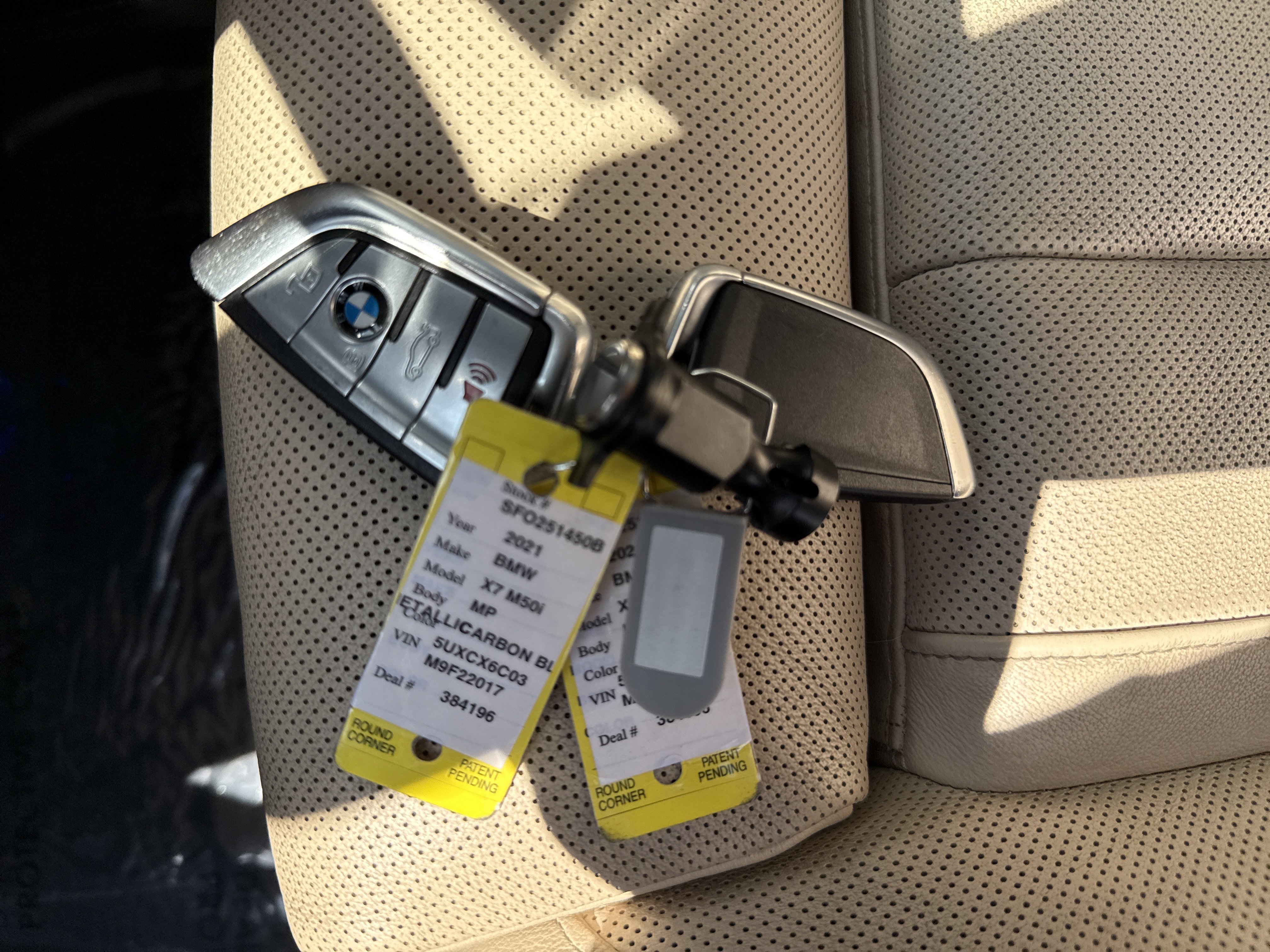 Used 2021 BMW X7 M50i AWD/4WD image 32