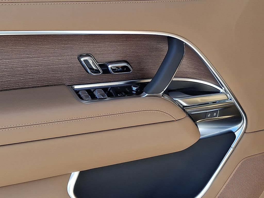 New 2026 Land Rover Range Rover SE AWD/4WD image 8