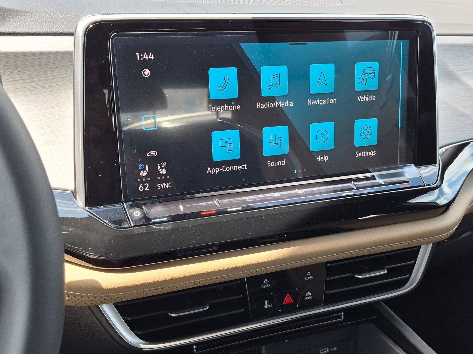 New 2026 Volkswagen Atlas Cross Sport SE AWD/4WD image 32