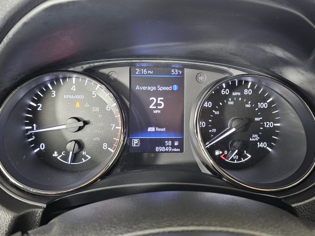 Used 2018 Nissan Rogue SV w/ Sun & Sound Touring Package image 25