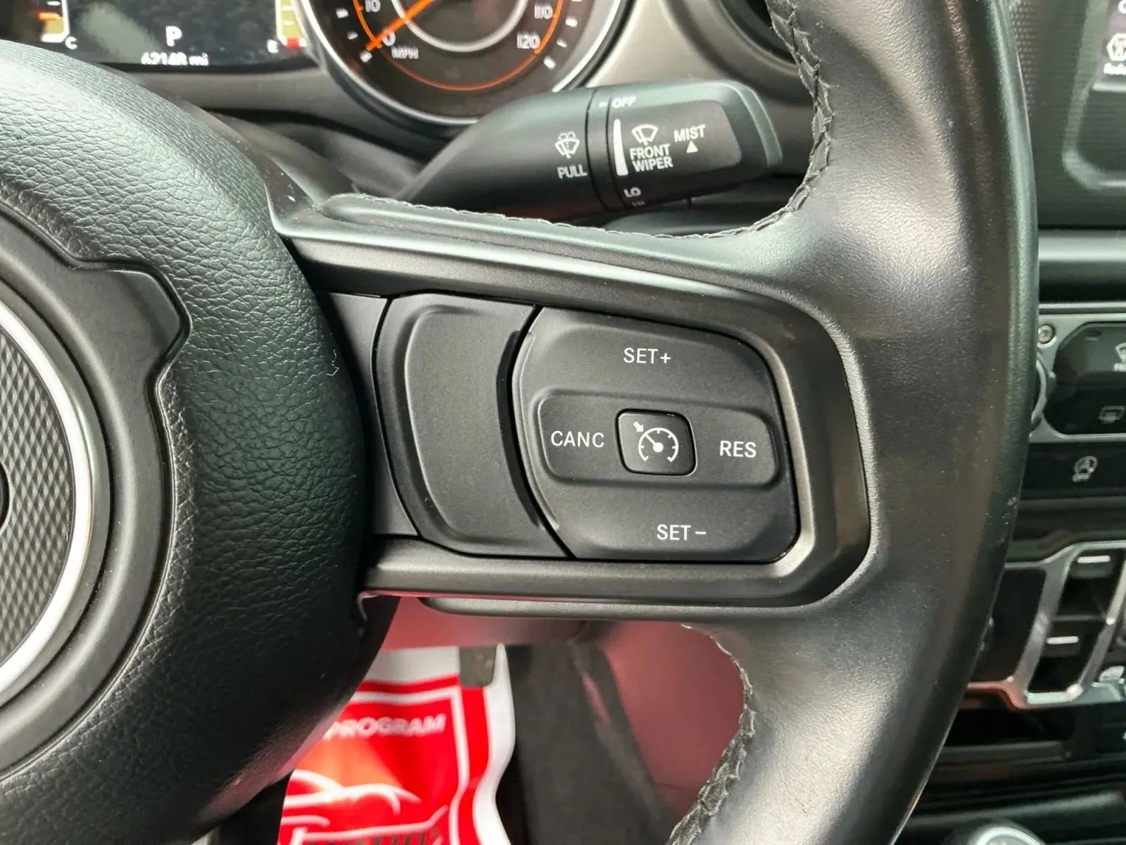 Used 2022 Jeep Gladiator Sport image 28