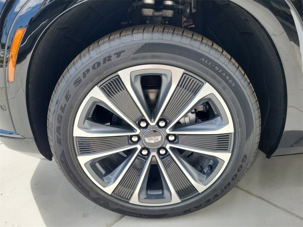 New 2026 Cadillac Vistiq Sport image 6