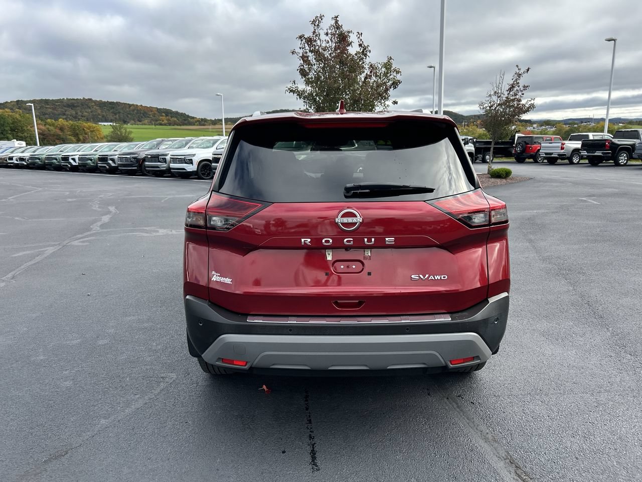 Used 2022 Nissan Rogue SV w/ SV Premium Package AWD/4WD image 6