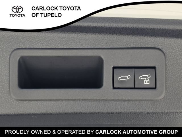 Used 2025 Toyota 4Runner TRD Off-Road Premium AWD/4WD image 35