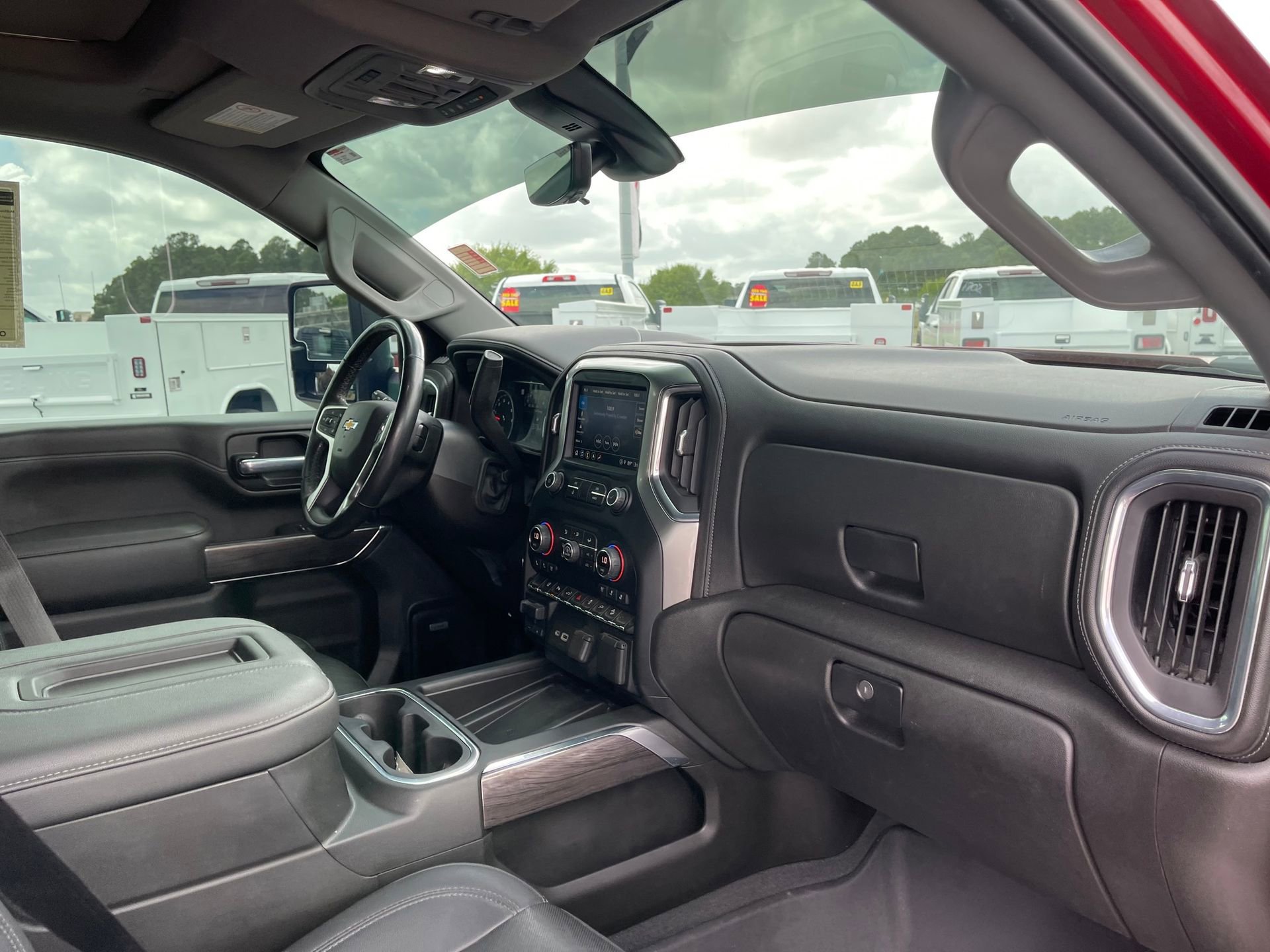 Used 2021 Chevrolet Silverado 2500 LTZ w/ LTZ Premium Package AWD/4WD image 28