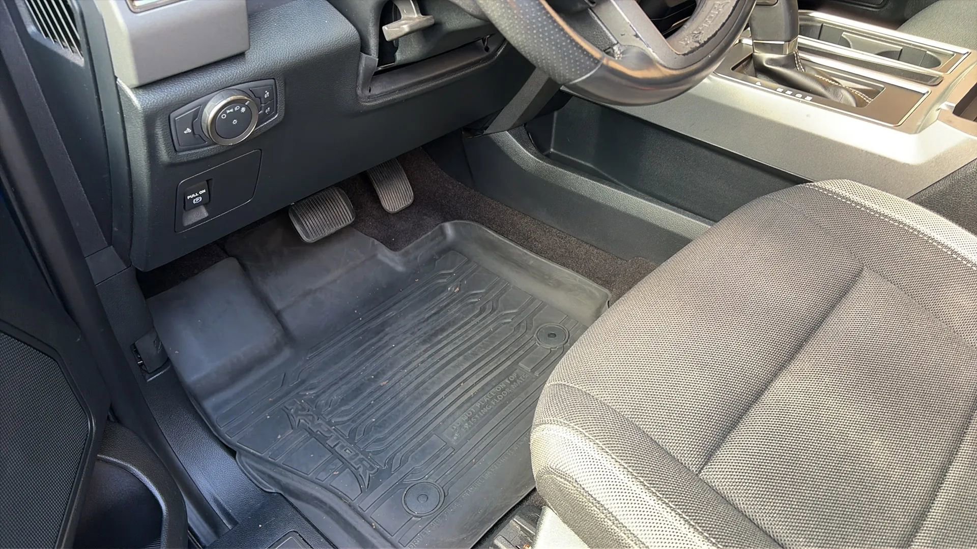 Used 2020 Ford F150 Raptor image 40