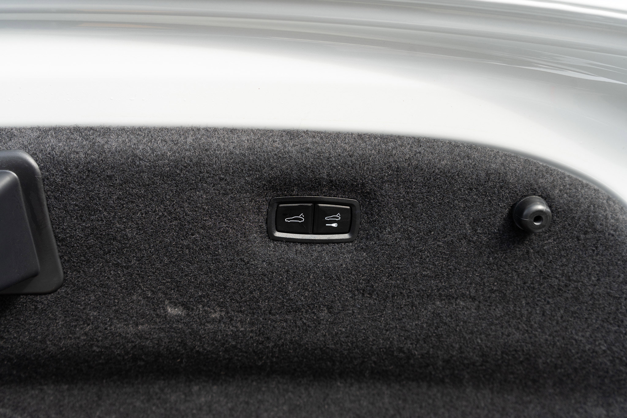 Used 2020 Porsche Taycan 4S image 49