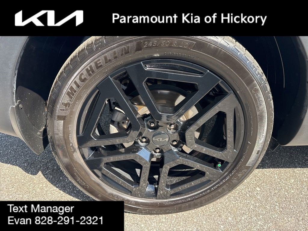 Used 2025 Kia Telluride SX Prestige X-Line image 9