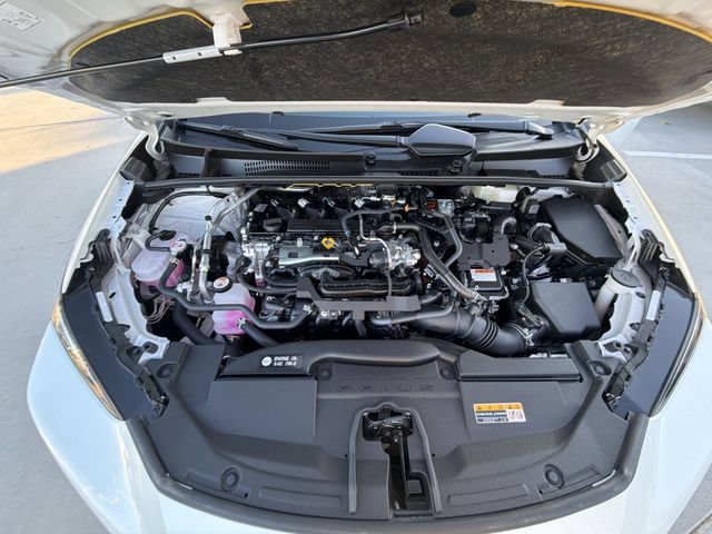 Certified 2026 Toyota Prius XLE FWD image 33