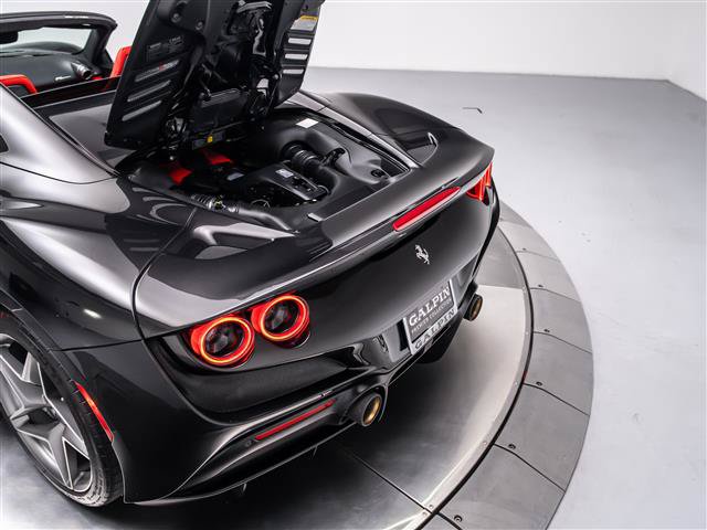 Used 2021 Ferrari F8 Tributo RWD image 45