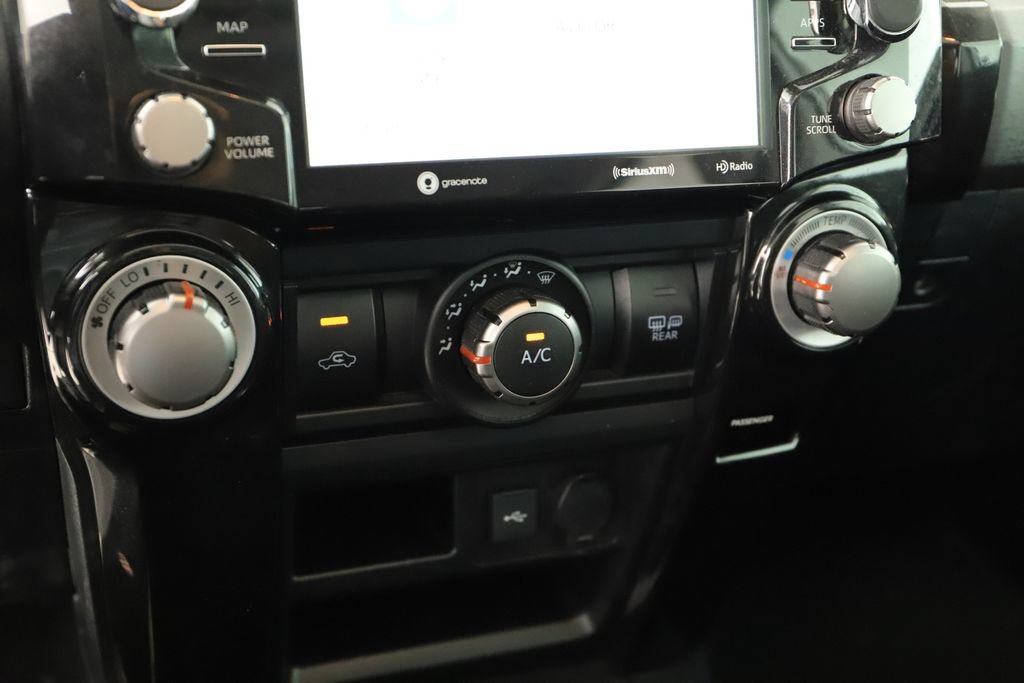 Used 2021 Toyota 4Runner TRD Off-Road Premium w/ Moonroof Package AWD/4WD image 27