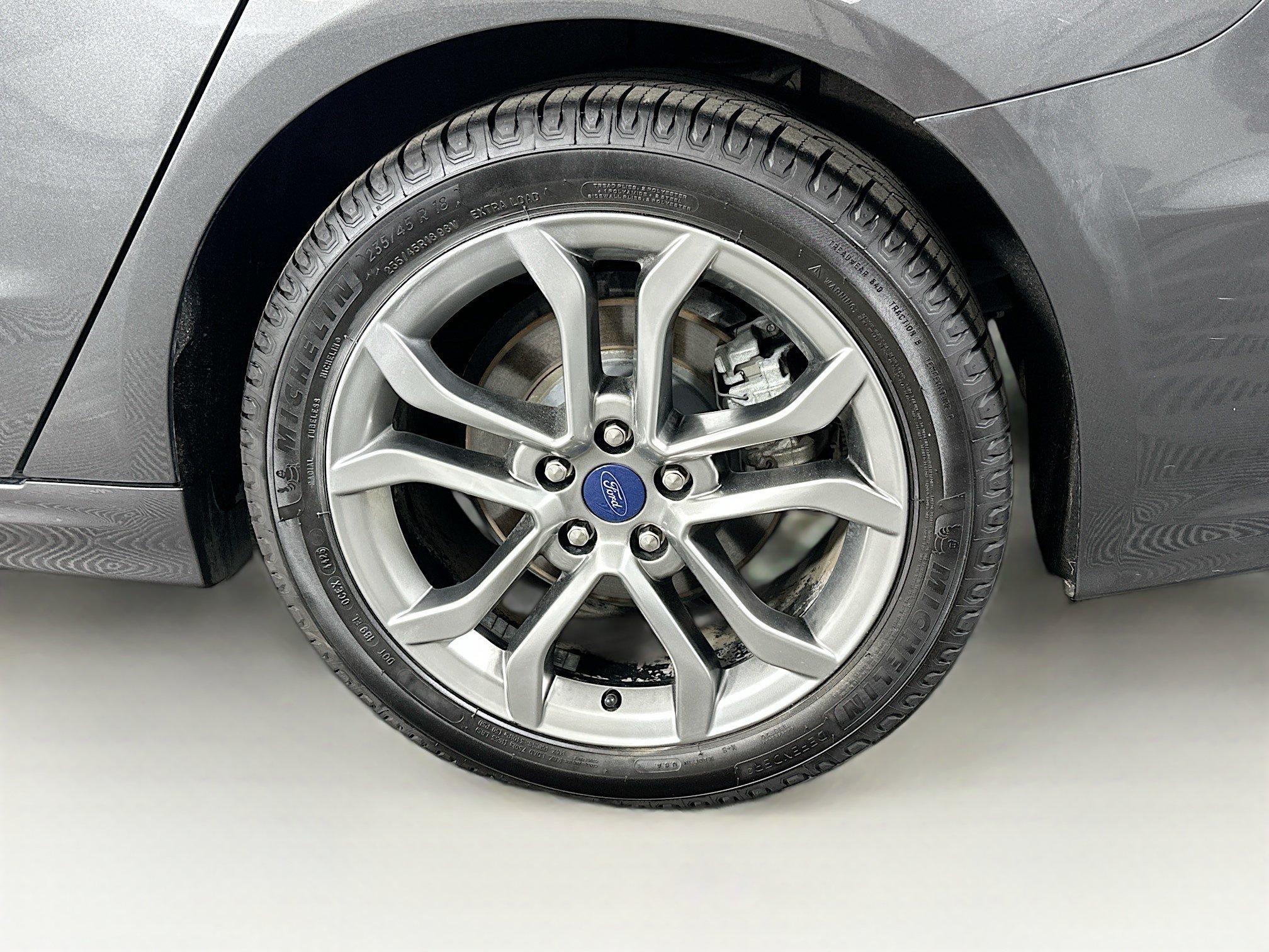 Used 2020 Ford Fusion SEL FWD image 11