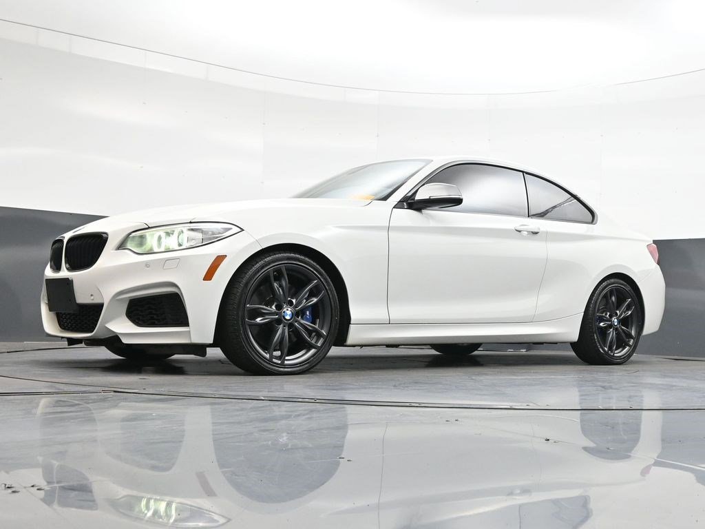 Used 2017 BMW M240i xDrive Coupe AWD/4WD image 38