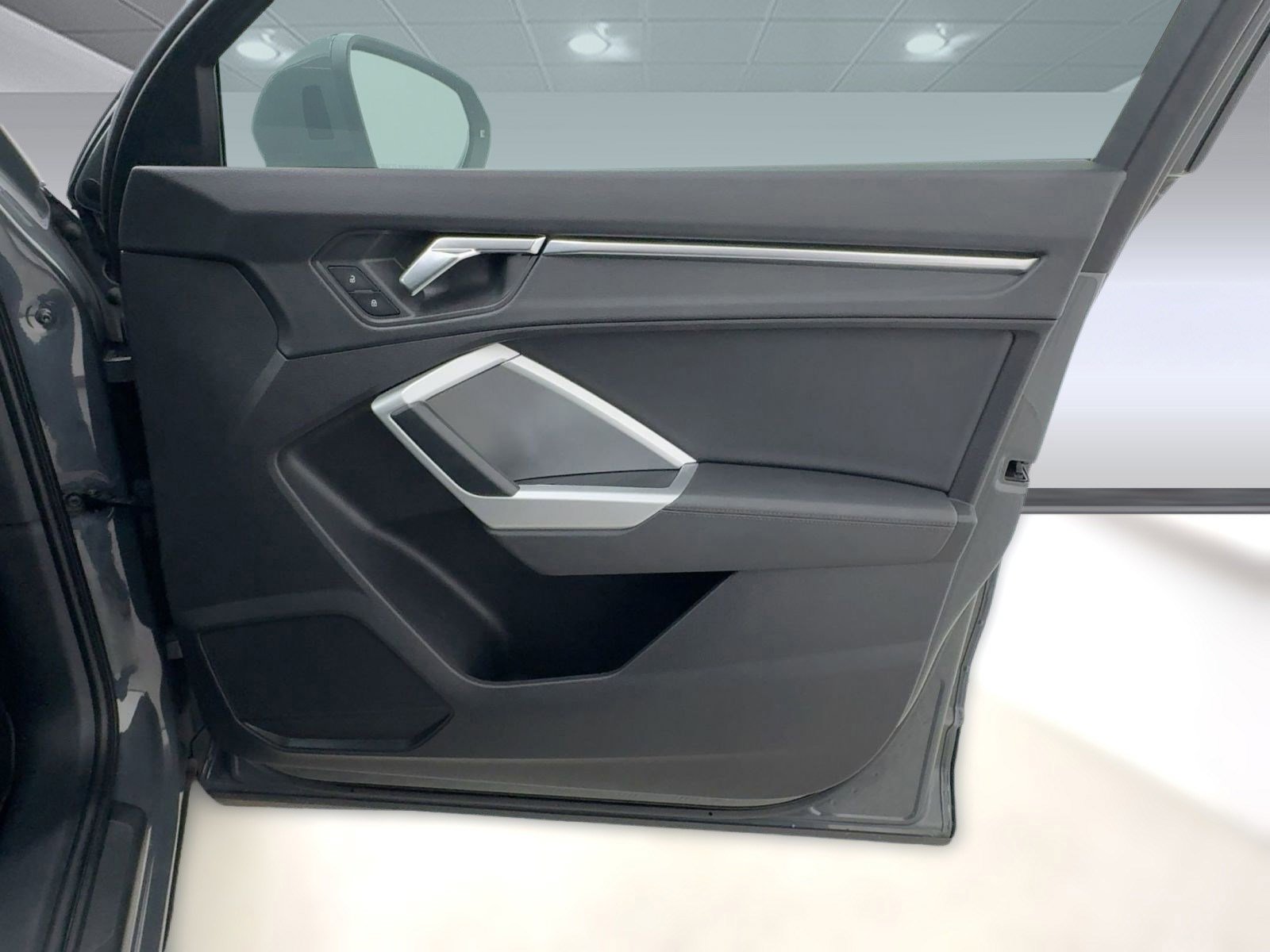 Used 2020 Audi Q3 2.0T Premium w/ Convenience Package image 31