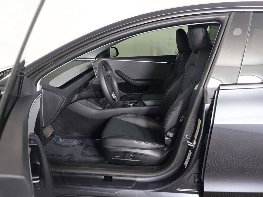 Used 2025 Tesla Model 3 Long Range RWD image 31