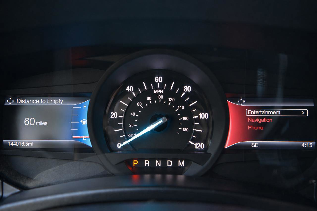 Used 2015 Ford Expedition Limited w/ Equipment Group 301A AWD/4WD image 27