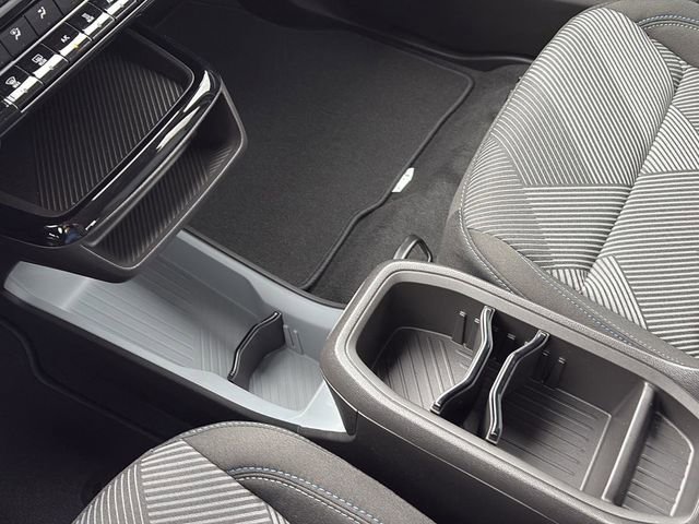 New 2027 Chevrolet Bolt LT w/ Comfort Package image 11