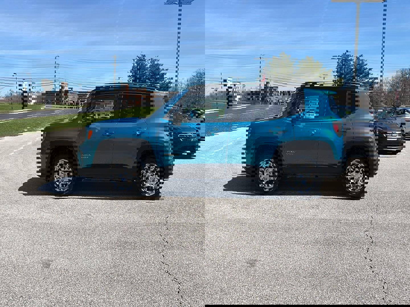 Used 2021 Jeep Renegade Limited image 2