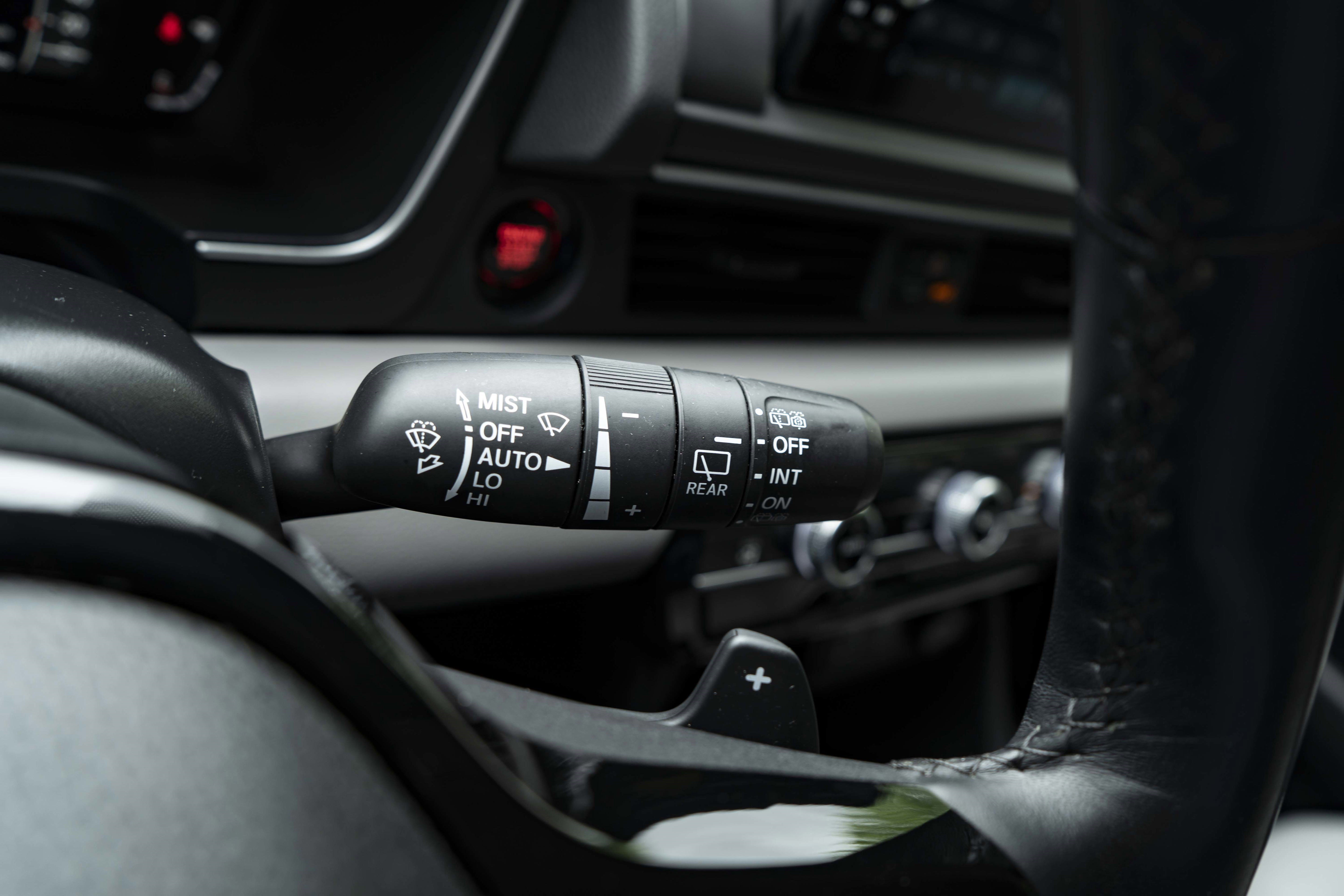 Used 2025 Honda Pilot Elite image 25