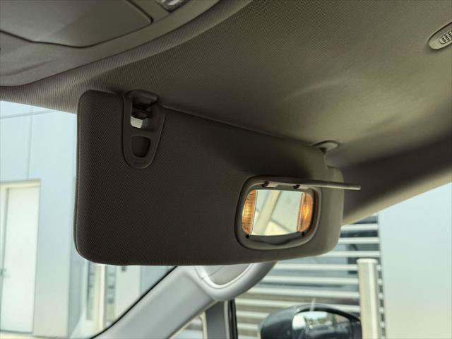 Used 2022 Chrysler Pacifica Touring-L FWD image 34