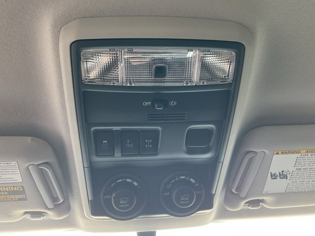 Used 2016 Toyota 4Runner image 17