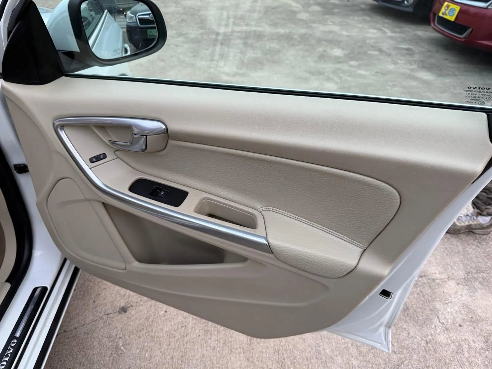 Used 2012 Volvo S60 T5 image 21