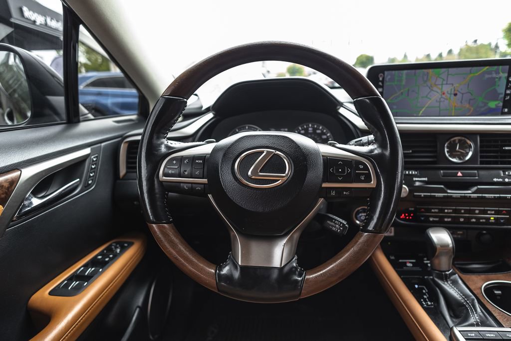 Used 2022 Lexus RX 450hL AWD w/ Premium Package image 24