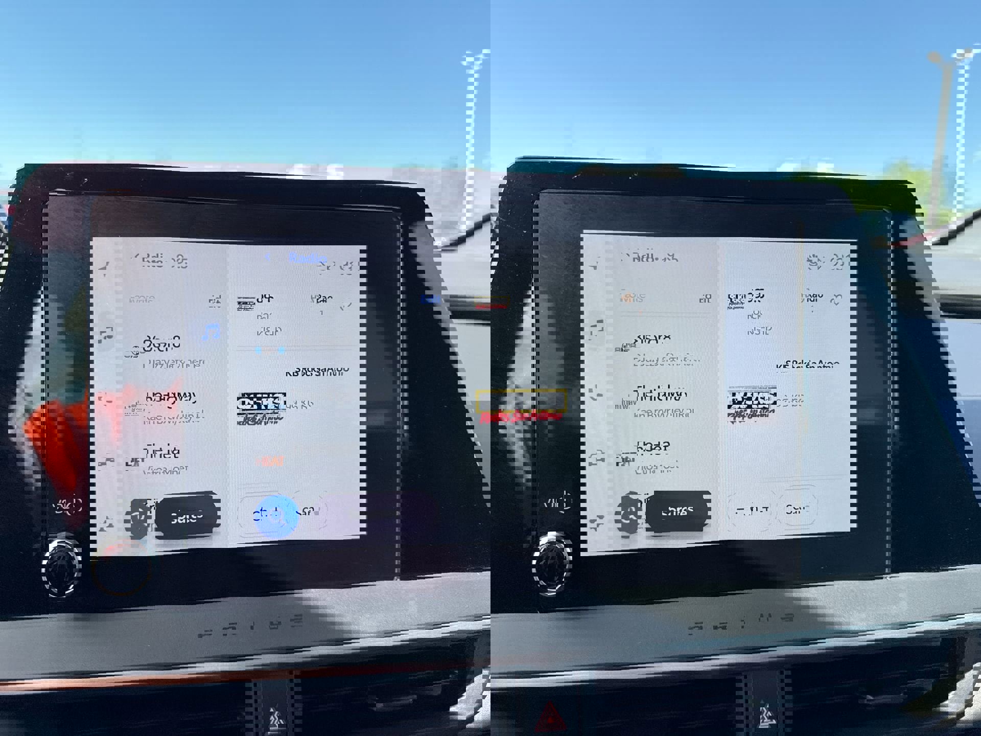 Used 2024 Toyota Prius LE FWD image 12