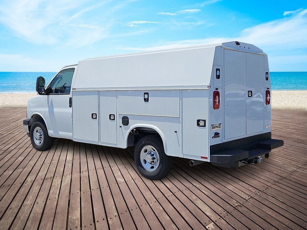 New 2025 Chevrolet Express 3500 w/ Power Convenience Package RWD image 4