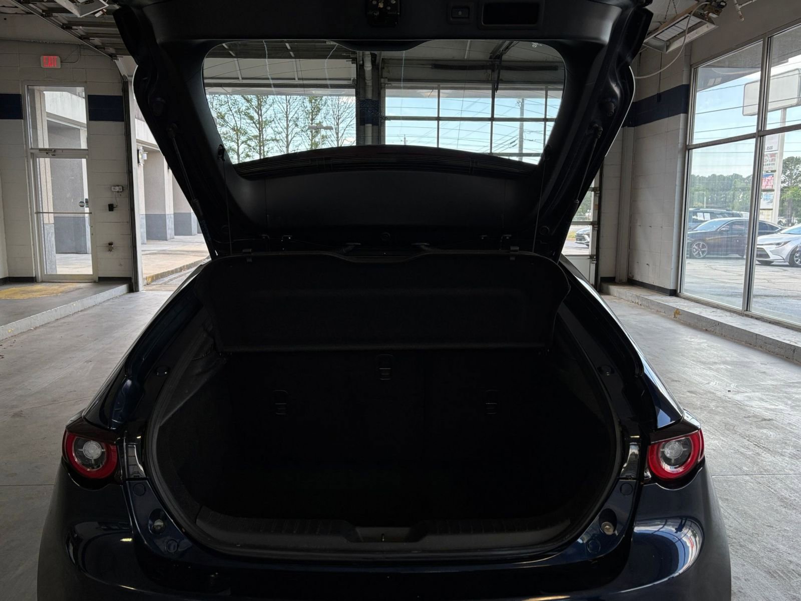 Used 2024 MAZDA MAZDA3 s FWD image 33